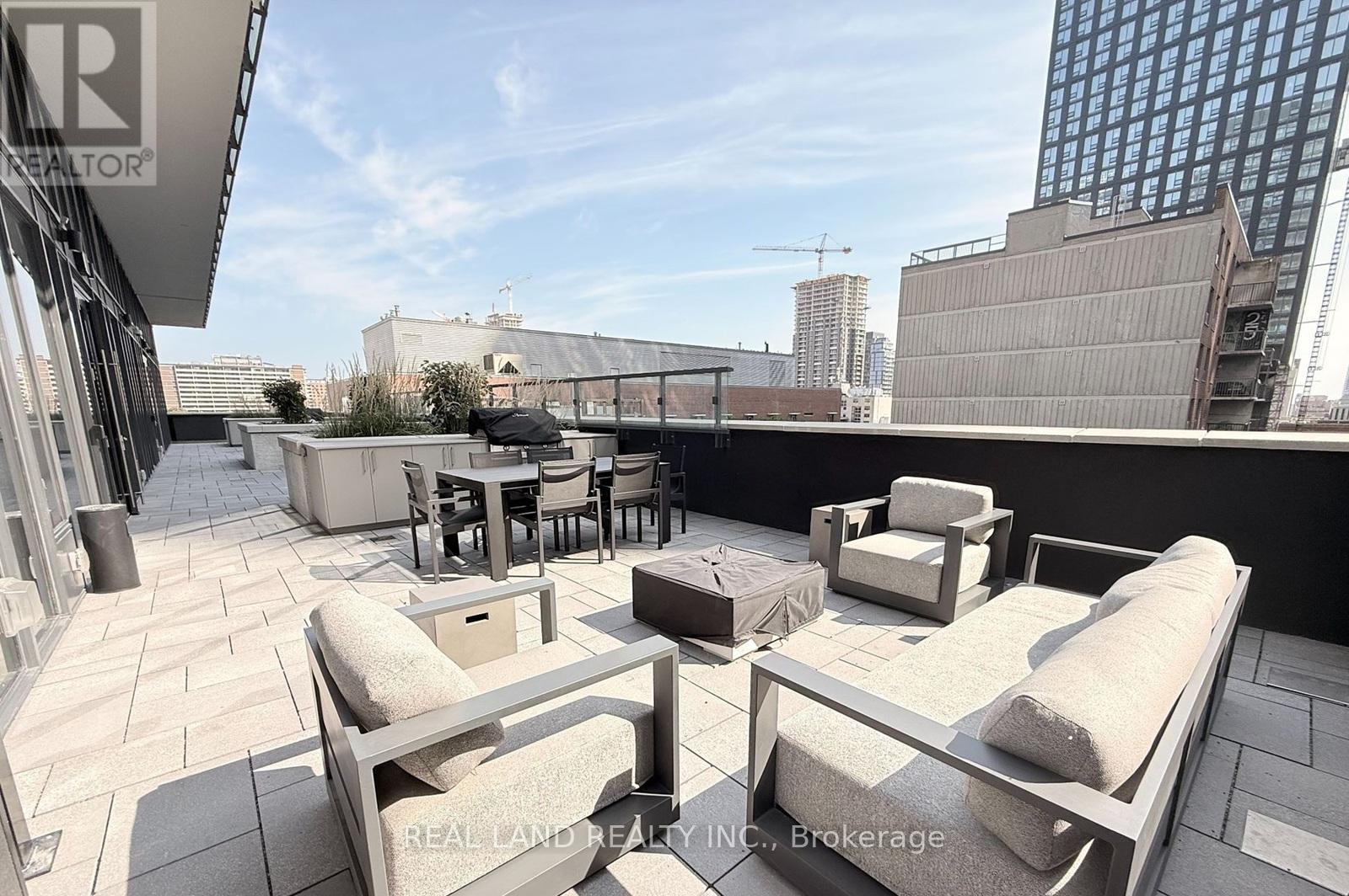 808 - 47 Mutual Street, Toronto, ON - Outdoor With Exterior