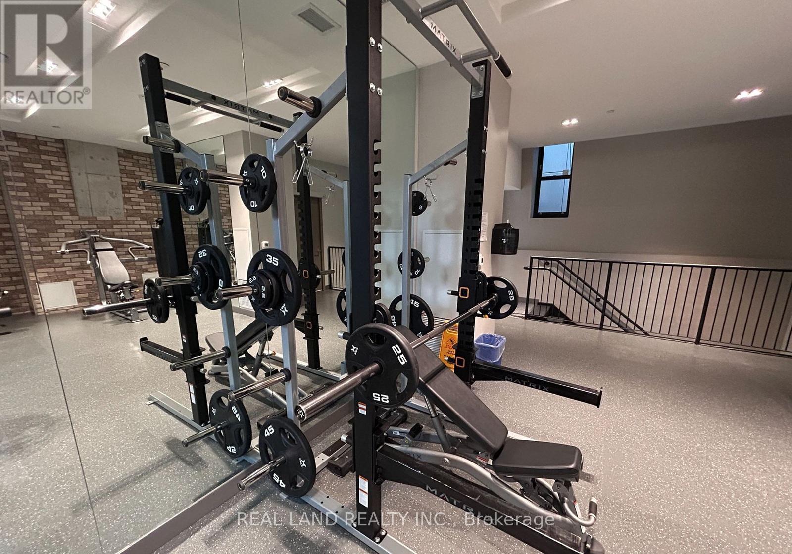 808 - 47 Mutual Street, Toronto, ON - Indoor Photo Showing Gym Room