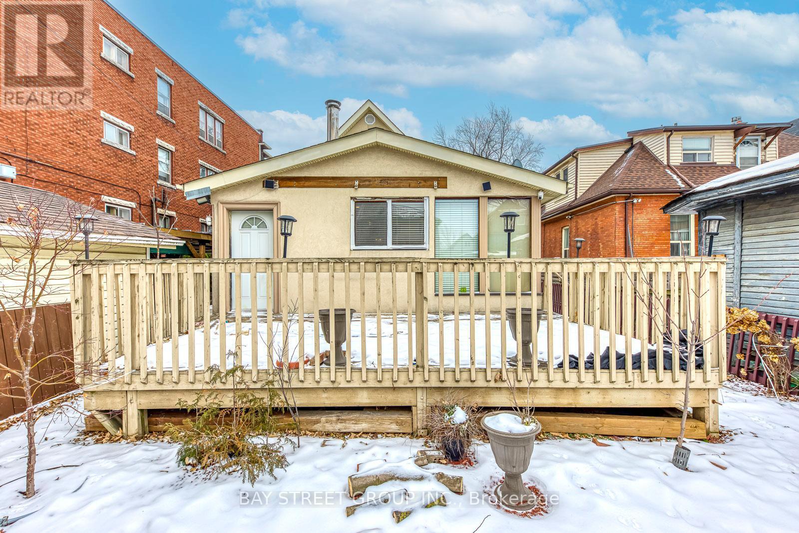 162 Prospect Street S, Hamilton, ON - Outdoor With Deck Patio Veranda