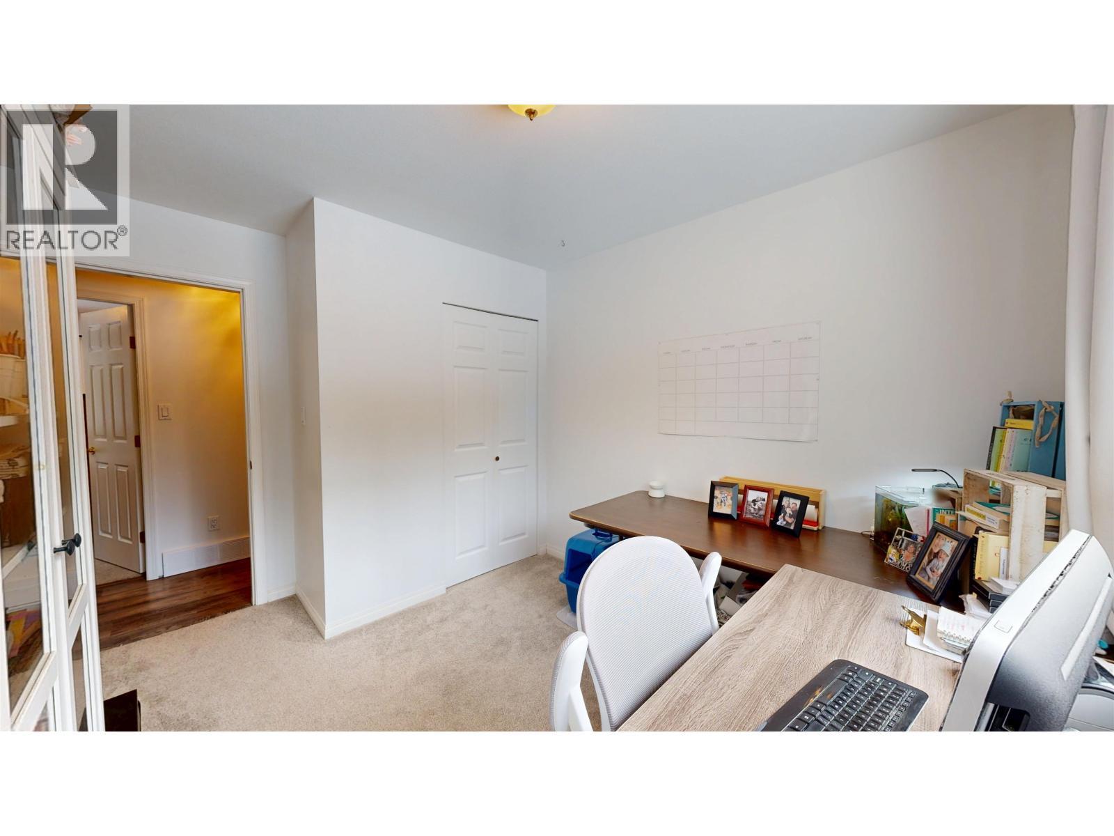 4983 Smith Road, 108 Mile Ranch, BC - Indoor