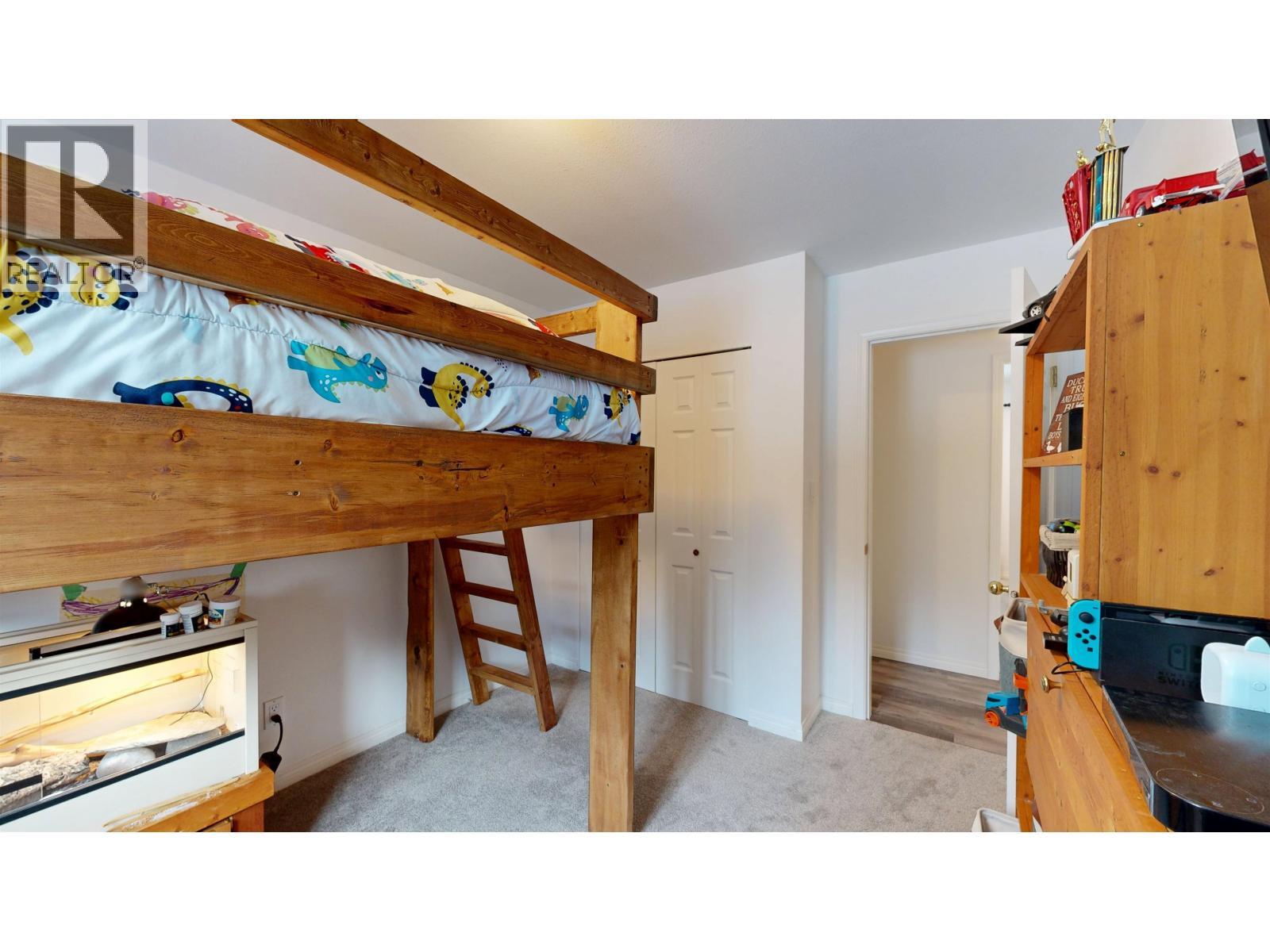 4983 Smith Road, 108 Mile Ranch, BC - Indoor