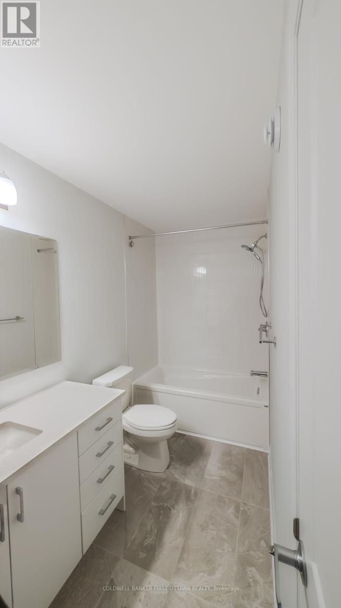 415 Silverberry Private, Ottawa, ON - Indoor Photo Showing Bathroom