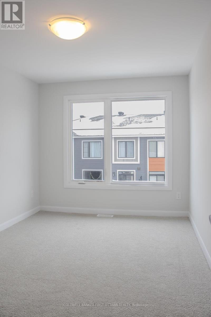 415 Silverberry Private, Ottawa, ON - Indoor Photo Showing Other Room