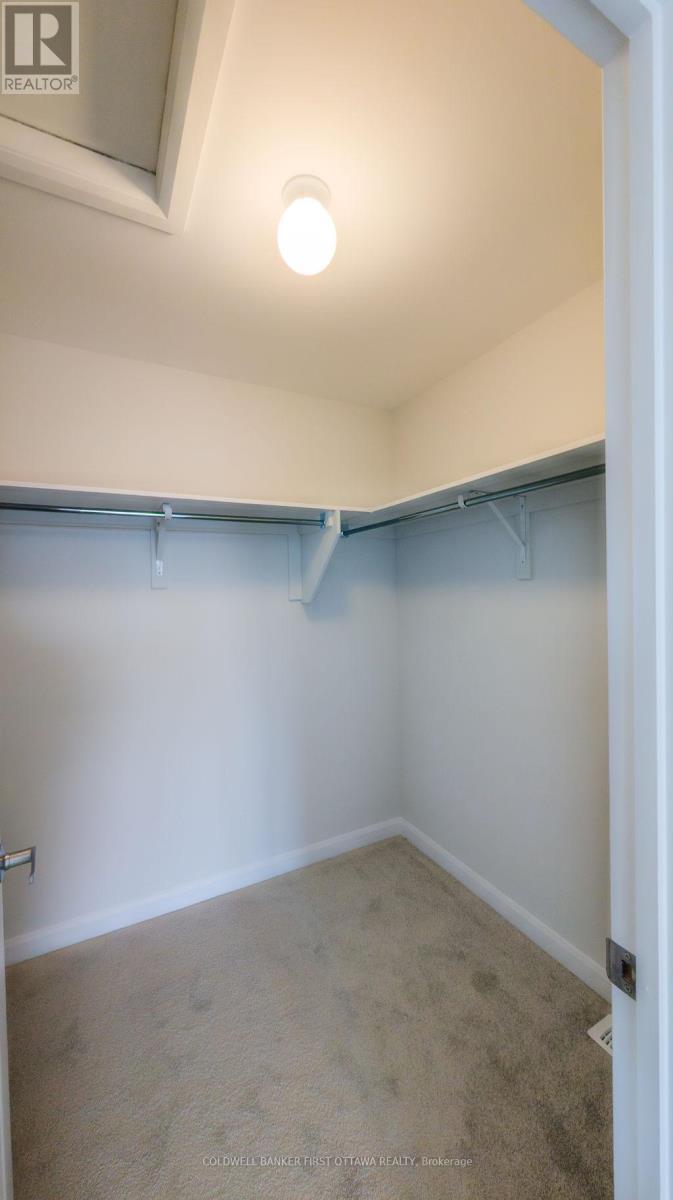 415 Silverberry Private, Ottawa, ON - Indoor With Storage