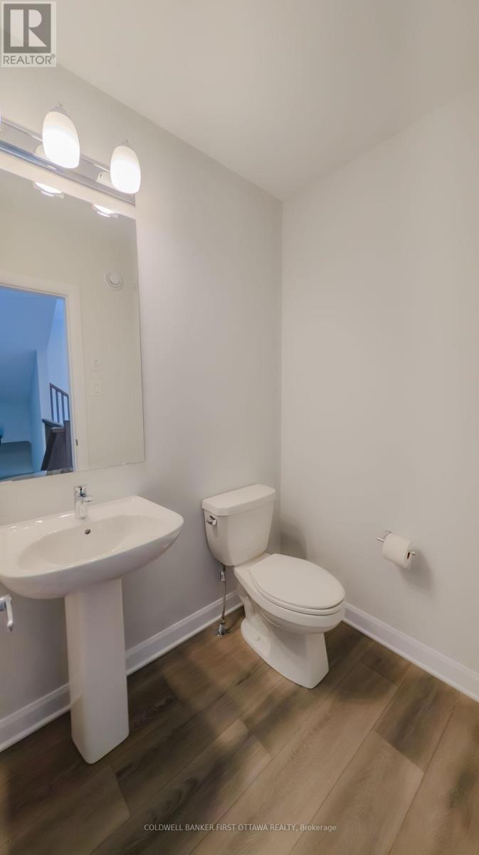 415 Silverberry Private, Ottawa, ON - Indoor Photo Showing Bathroom