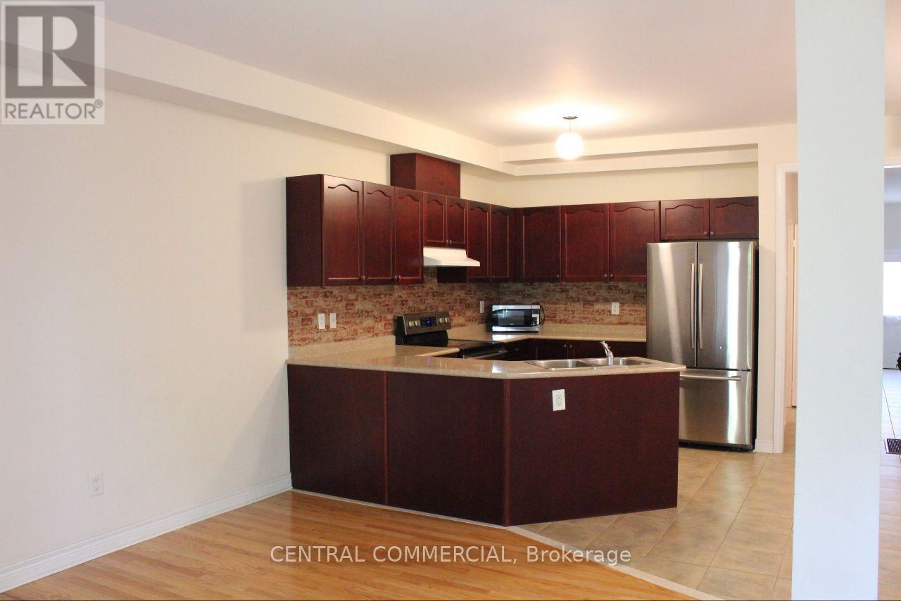 Main & Second Floor - 11 Shallot Court S, Richmond Hill, ON - Indoor Photo Showing Kitchen With Stainless Steel Kitchen