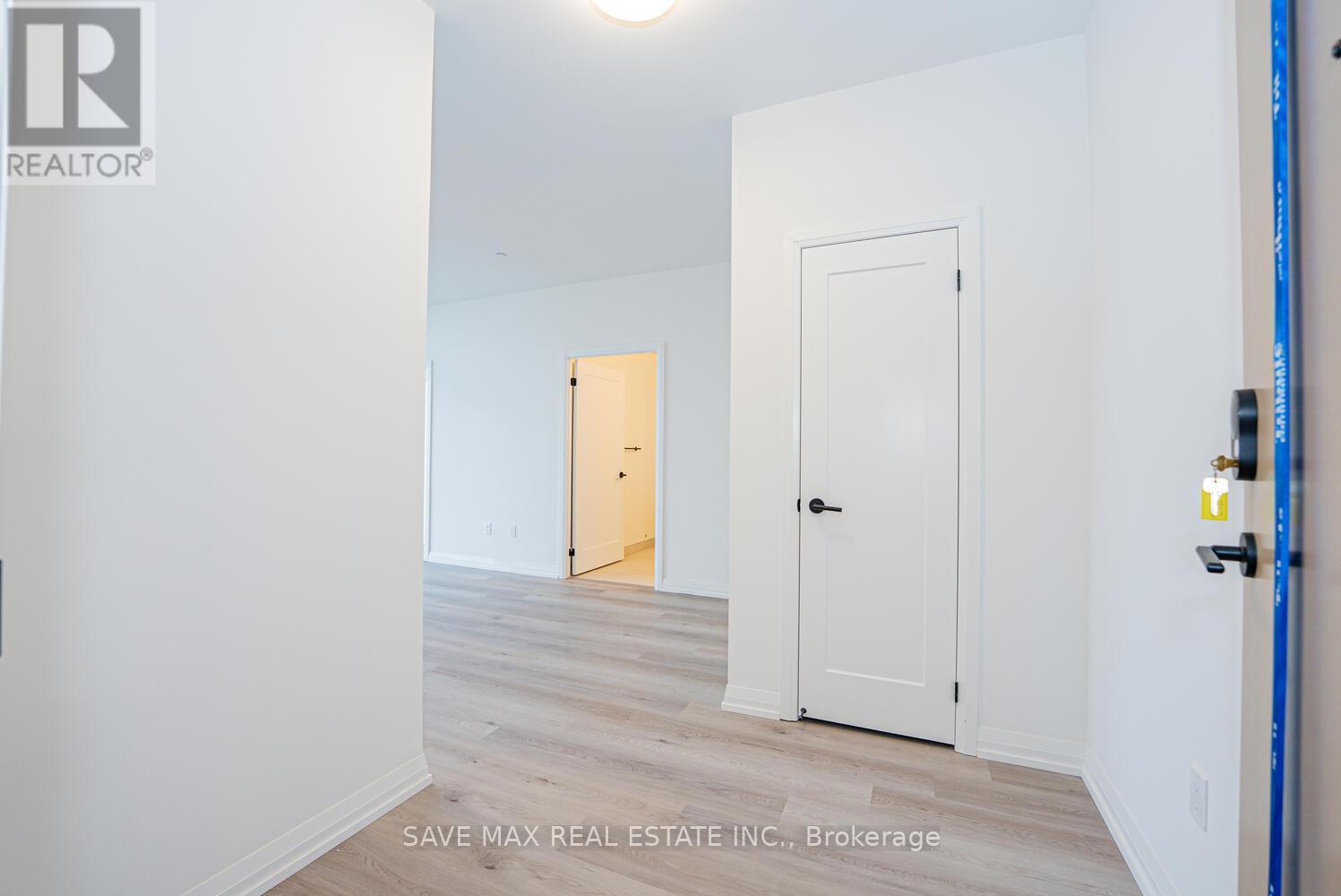 Ph 11 - 280 Dundas Street W, Toronto, ON - Indoor Photo Showing Other Room