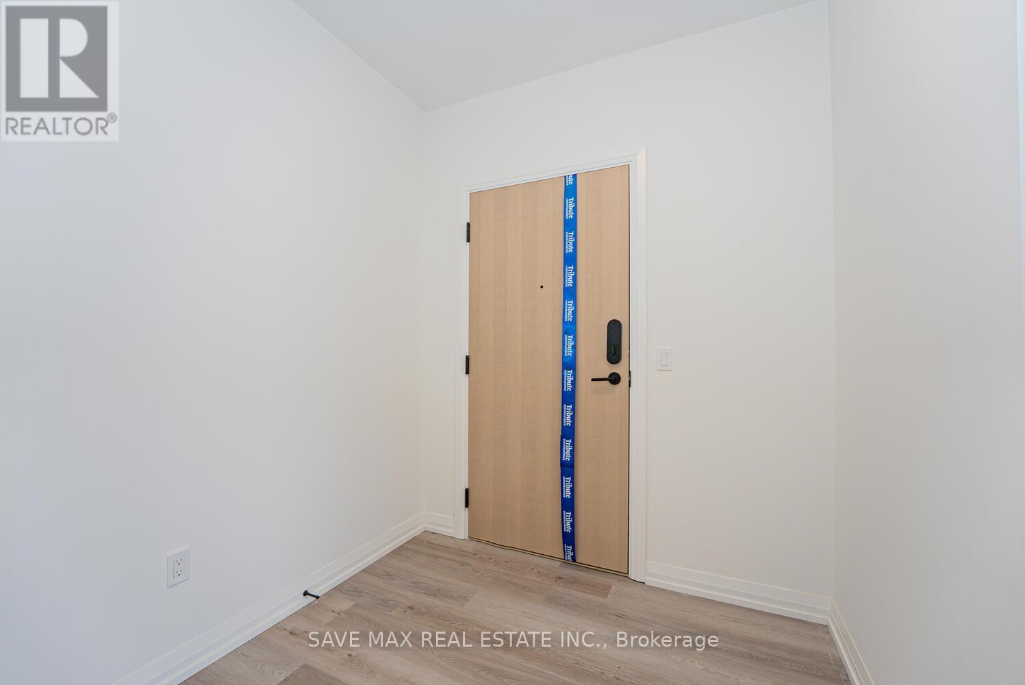 Ph 11 - 280 Dundas Street W, Toronto, ON - Indoor Photo Showing Other Room