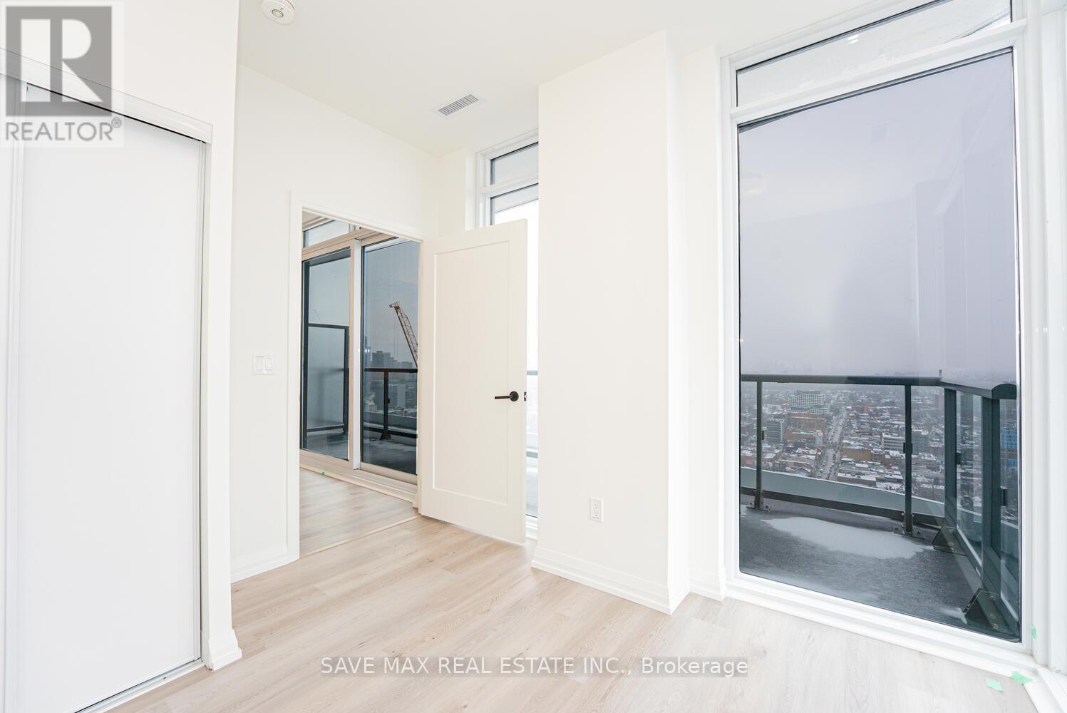 Ph 11 - 280 Dundas Street W, Toronto, ON - Indoor Photo Showing Other Room