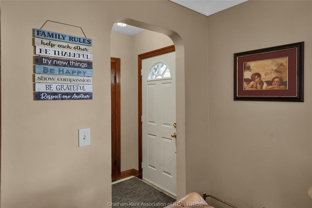 48 Cornhill Street, Chatham, ON