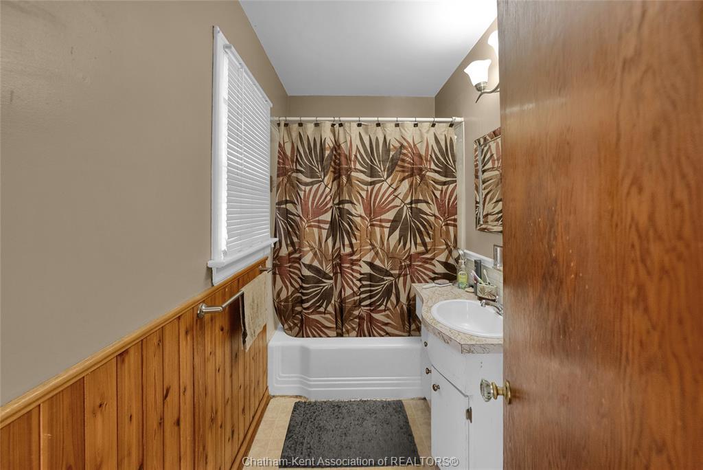 48 Cornhill Street, Chatham, ON