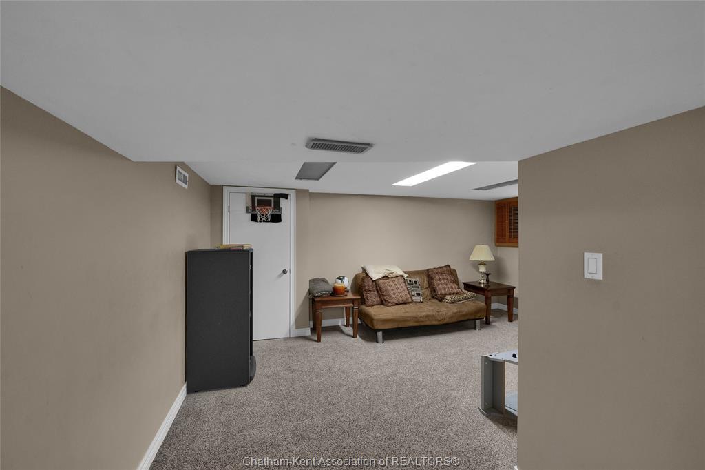 48 Cornhill Street, Chatham, ON