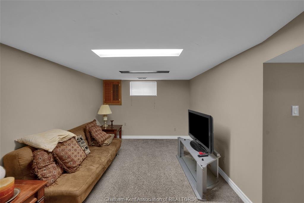 48 Cornhill Street, Chatham, ON