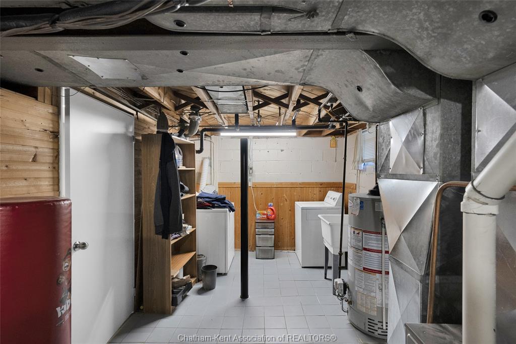 48 Cornhill Street, Chatham, ON