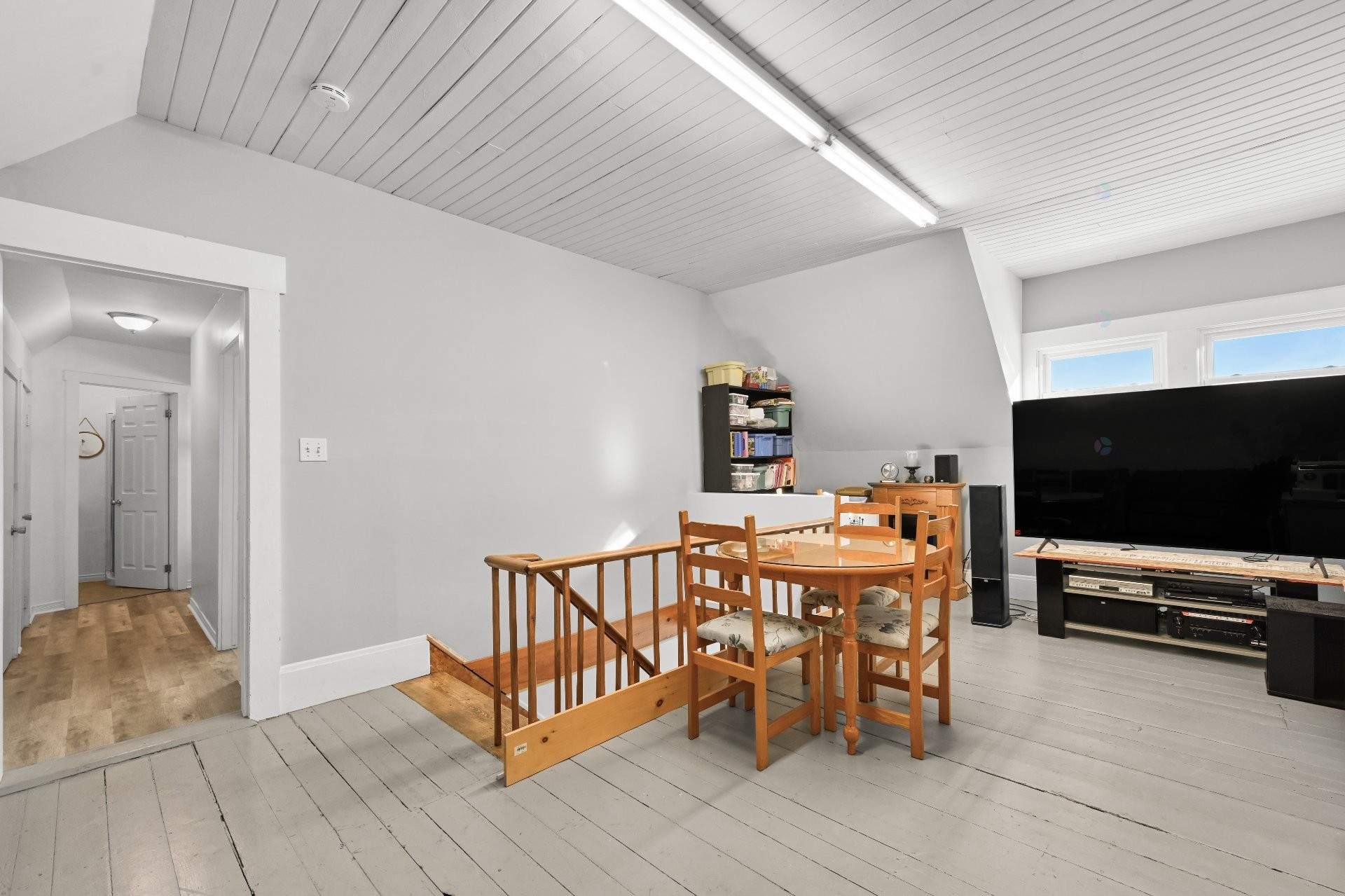 Salon - 231 Ch. Macaulay, Dudswell, QC