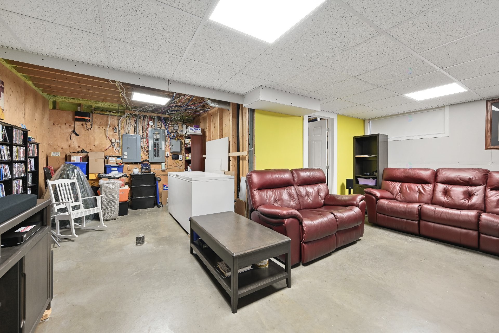 Salon - 231 Ch. Macaulay, Dudswell, QC