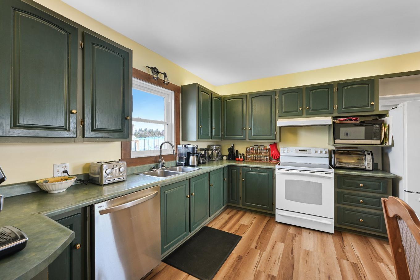 Cuisine - 231 Ch. Macaulay, Dudswell, QC