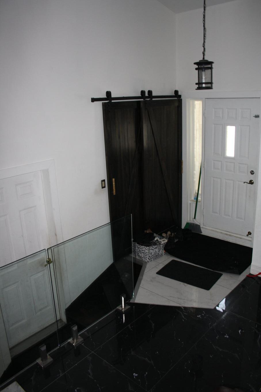 Hall - 12283 70E Avenue, Montréal (Rivière-Des-Prairies/Pointe-Aux-Trembles), QC - Indoor Photo Showing Other Room