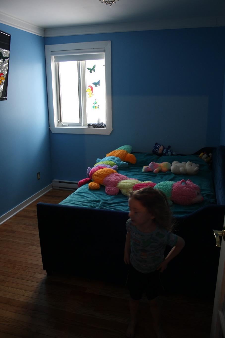 Bedroom - 12283 70E Avenue, Montréal (Rivière-Des-Prairies/Pointe-Aux-Trembles), QC - Indoor Photo Showing Bedroom