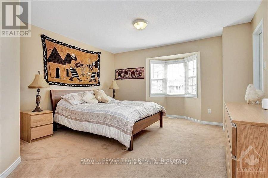 1086 Marconi Avenue, Ottawa, ON - Indoor Photo Showing Bedroom