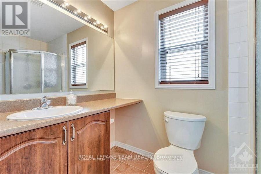 1086 Marconi Avenue, Ottawa, ON - Indoor Photo Showing Bathroom