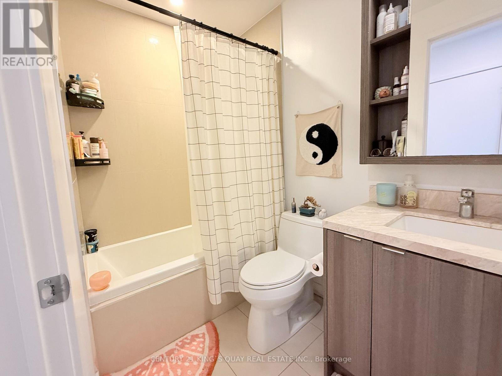 5007 - 115 Blue Jay Way, Toronto, ON - Indoor Photo Showing Bathroom
