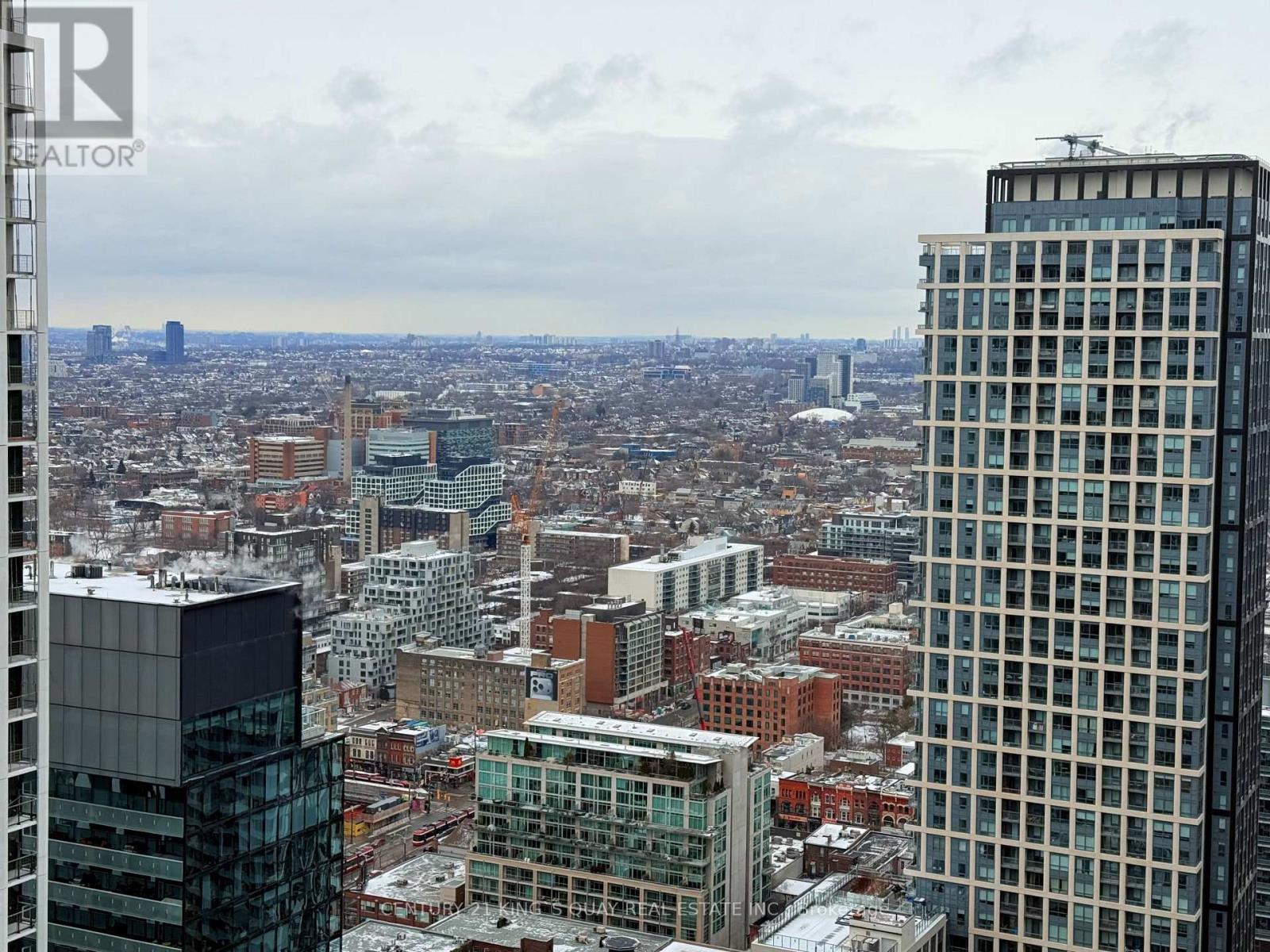 5007 - 115 Blue Jay Way, Toronto, ON - Outdoor