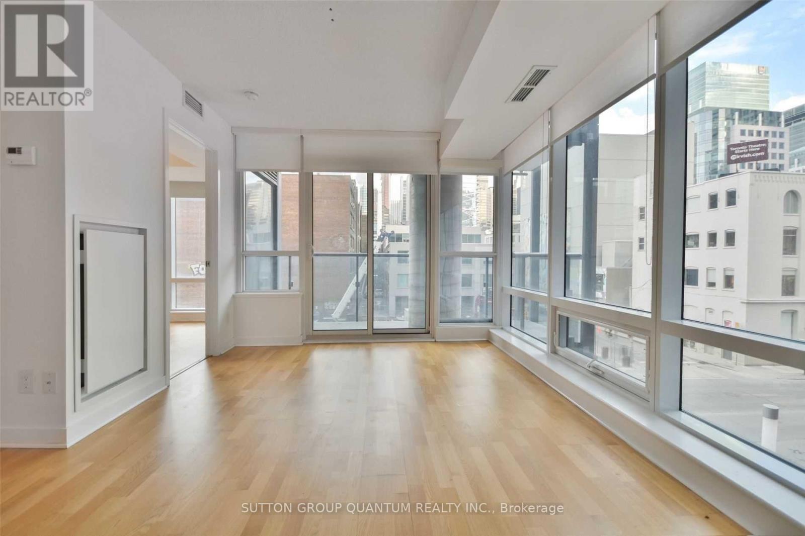 308 - 295 Adelaide Street W, Toronto, ON - Indoor Photo Showing Other Room