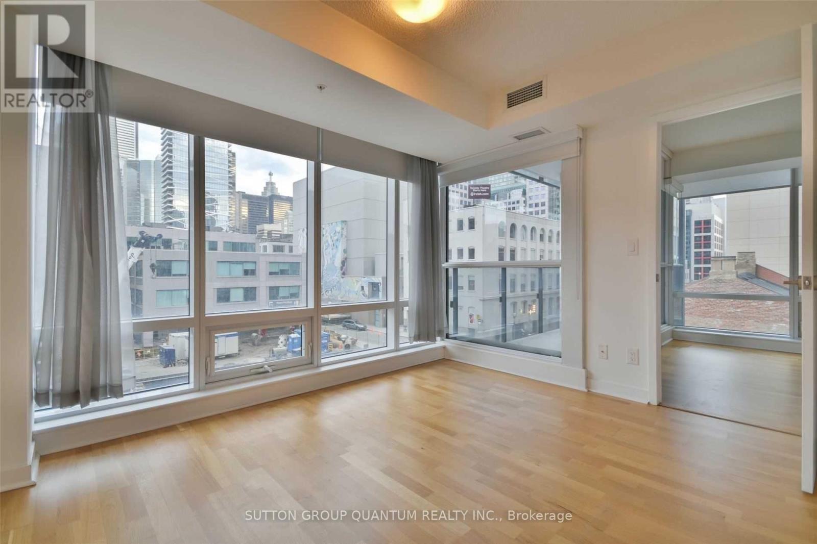 308 - 295 Adelaide Street W, Toronto, ON - Indoor Photo Showing Other Room