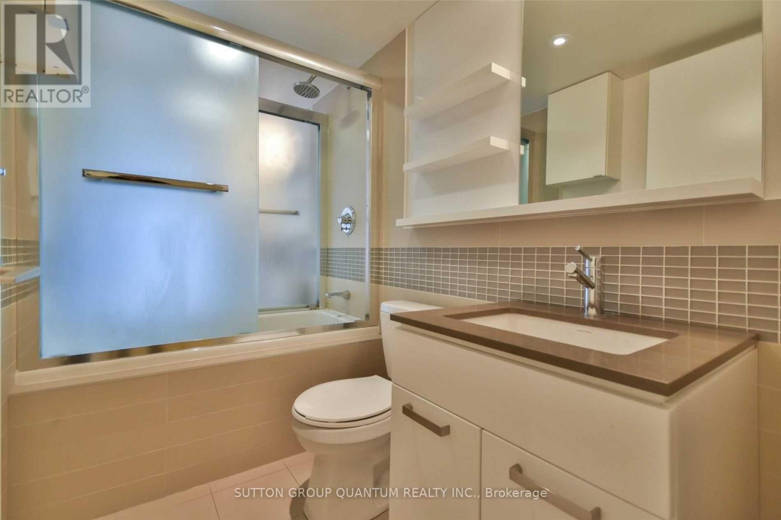 308 - 295 Adelaide Street W, Toronto, ON - Indoor Photo Showing Bathroom
