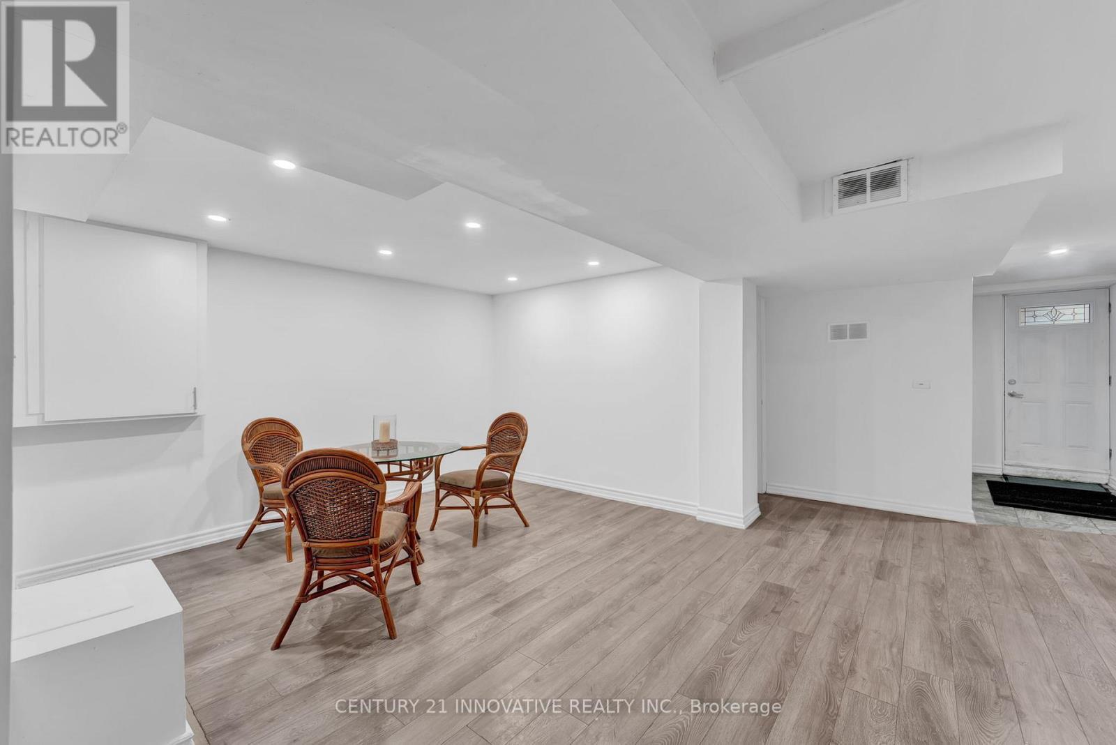 Bsmt - 10 Blake Court, Ajax, ON - Indoor