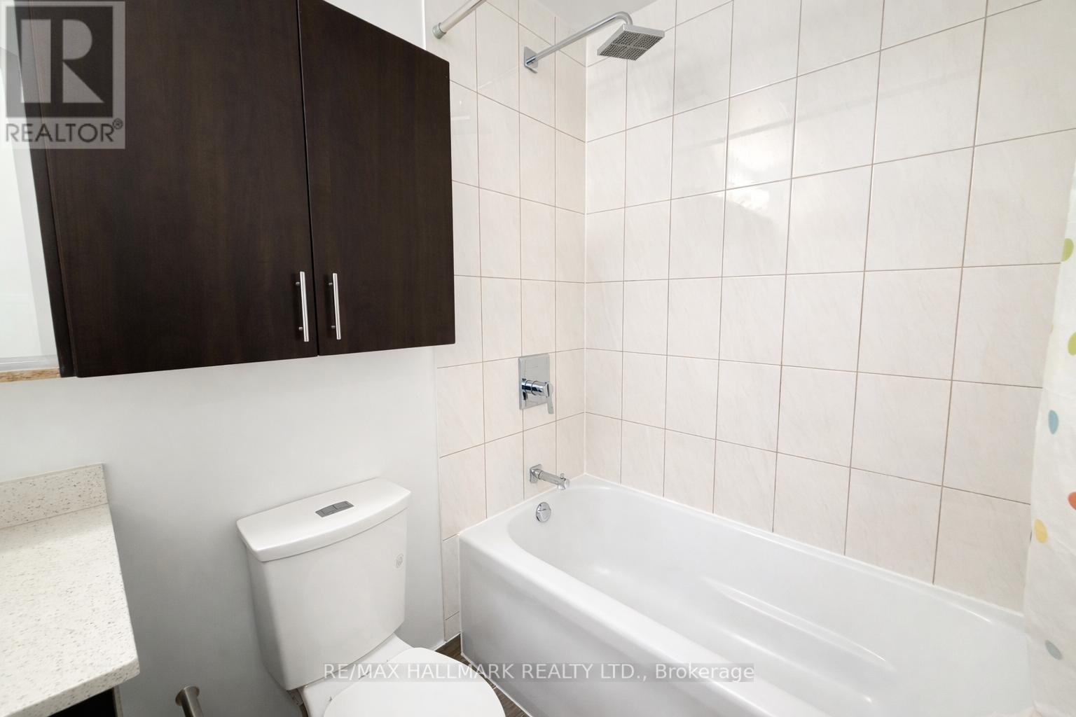 1509 - 3600 Highway 7, Vaughan, ON - Indoor Photo Showing Bathroom
