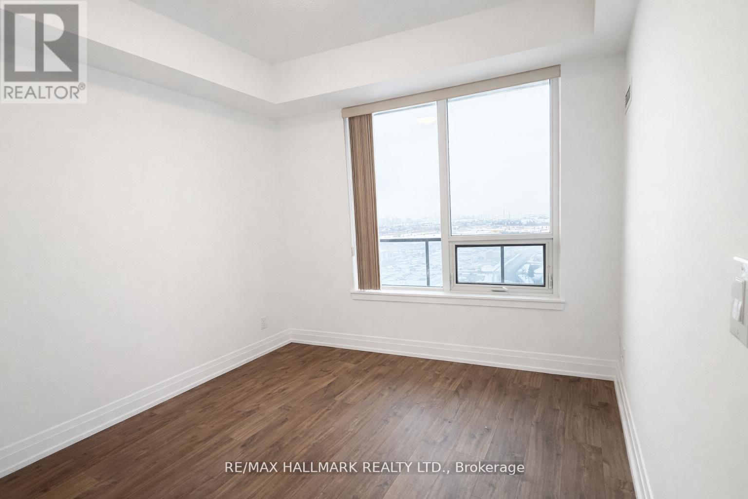 1509 - 3600 Highway 7 Road, Vaughan, ON - Indoor Photo Showing Other Room