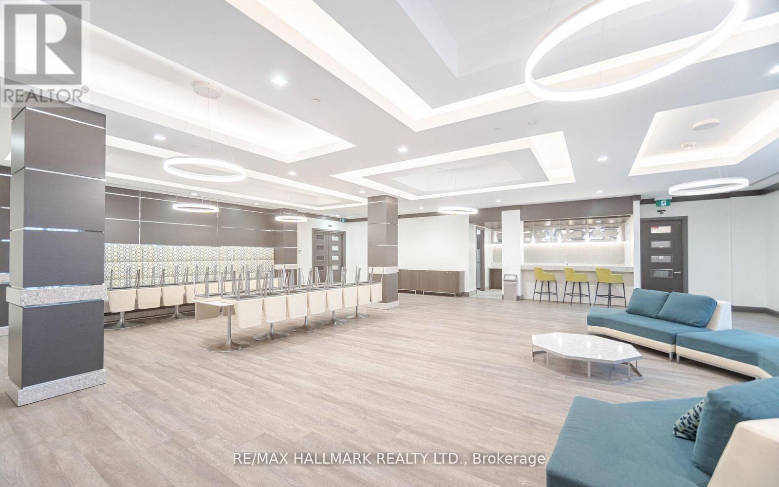 1509 - 3600 Highway 7 Road, Vaughan, ON - Indoor Photo Showing Other Room