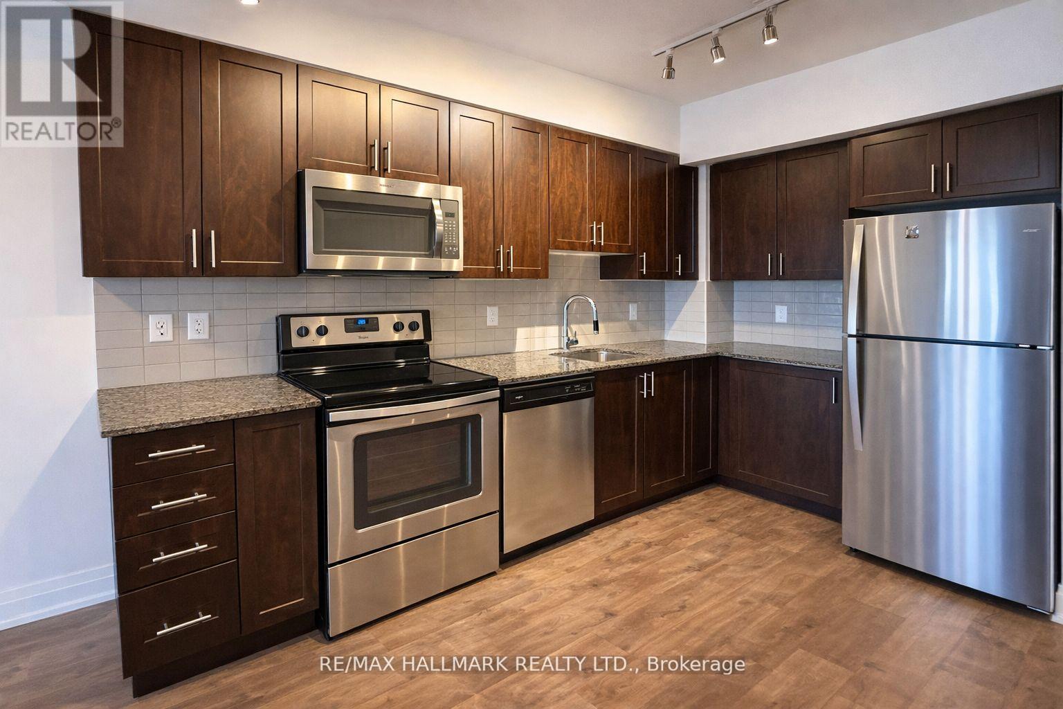 1509 - 3600 Highway 7 Road, Vaughan, ON - Indoor Photo Showing Kitchen
