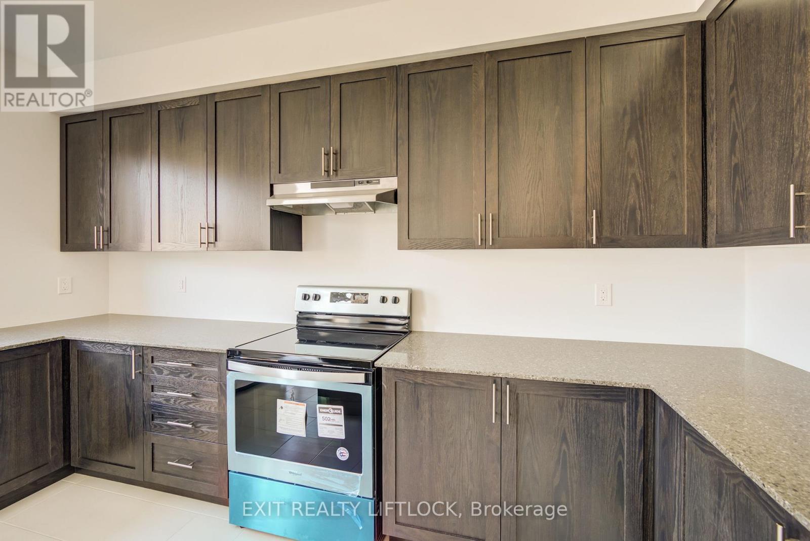 42 Pristine Trail, Cavan Monaghan (Cavan Twp), ON - Indoor Photo Showing Kitchen
