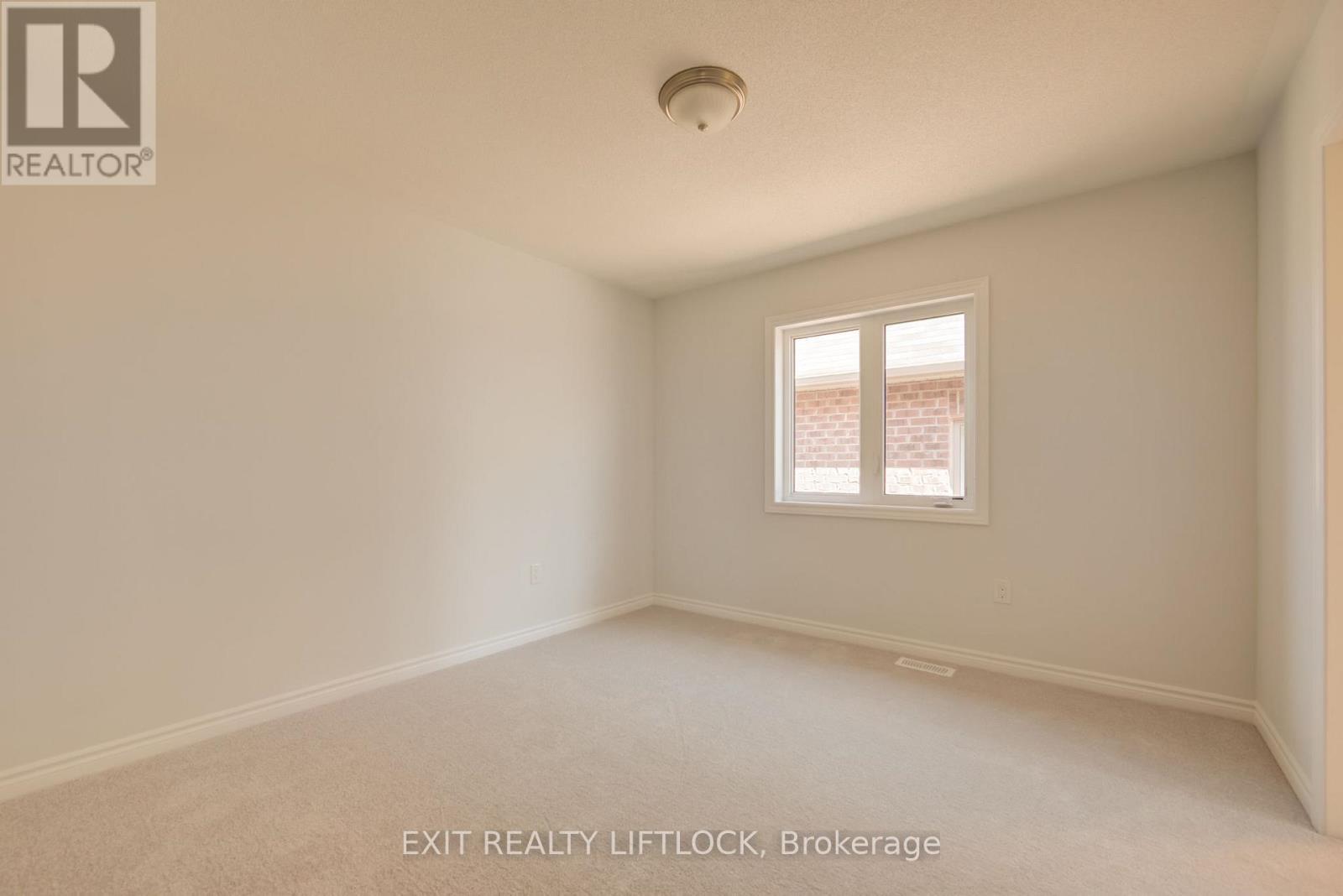 42 Pristine Trail, Cavan Monaghan (Cavan Twp), ON - Indoor Photo Showing Other Room