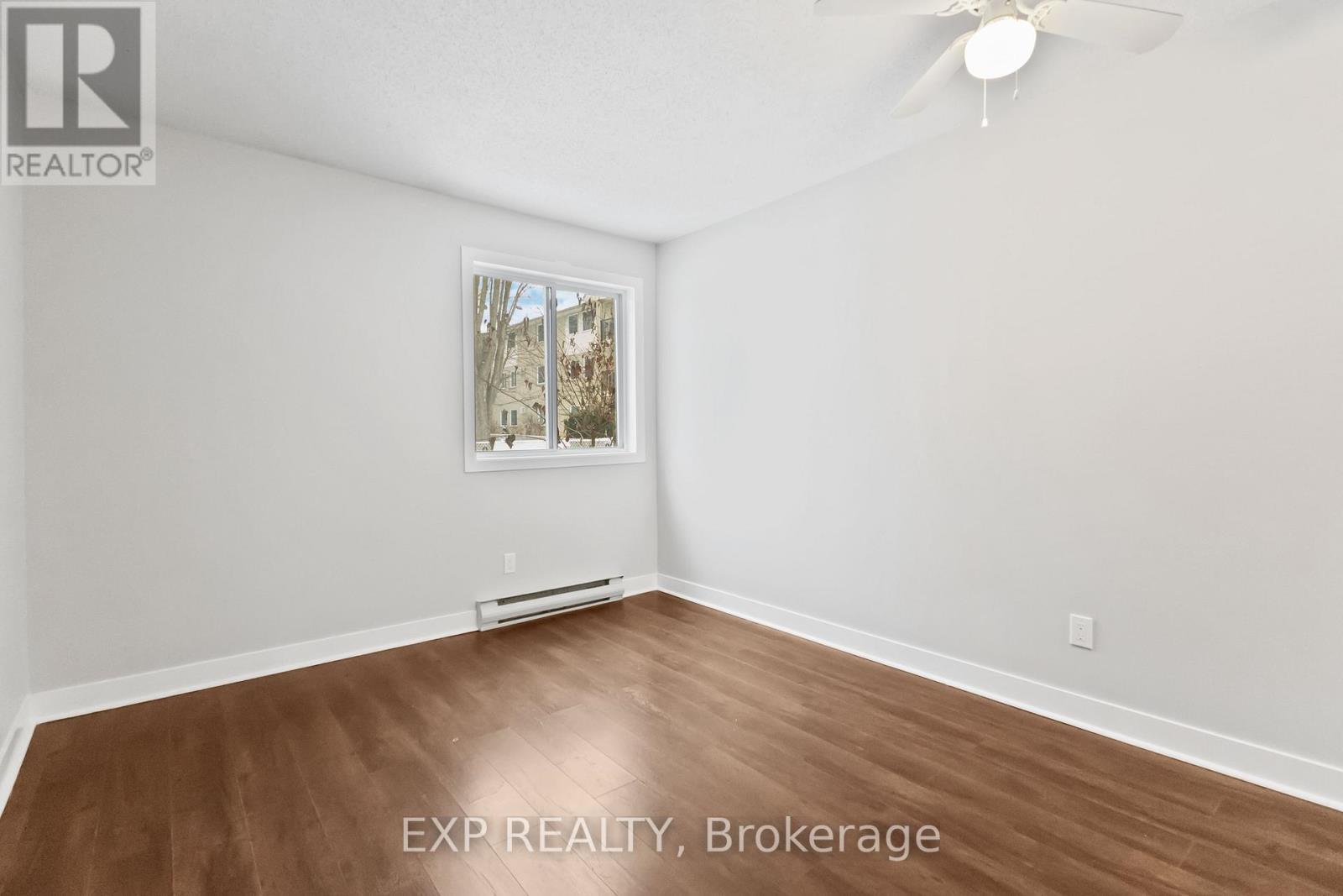 111 - 725 Deveron Crescent N, London South (South T), ON - Indoor Photo Showing Other Room