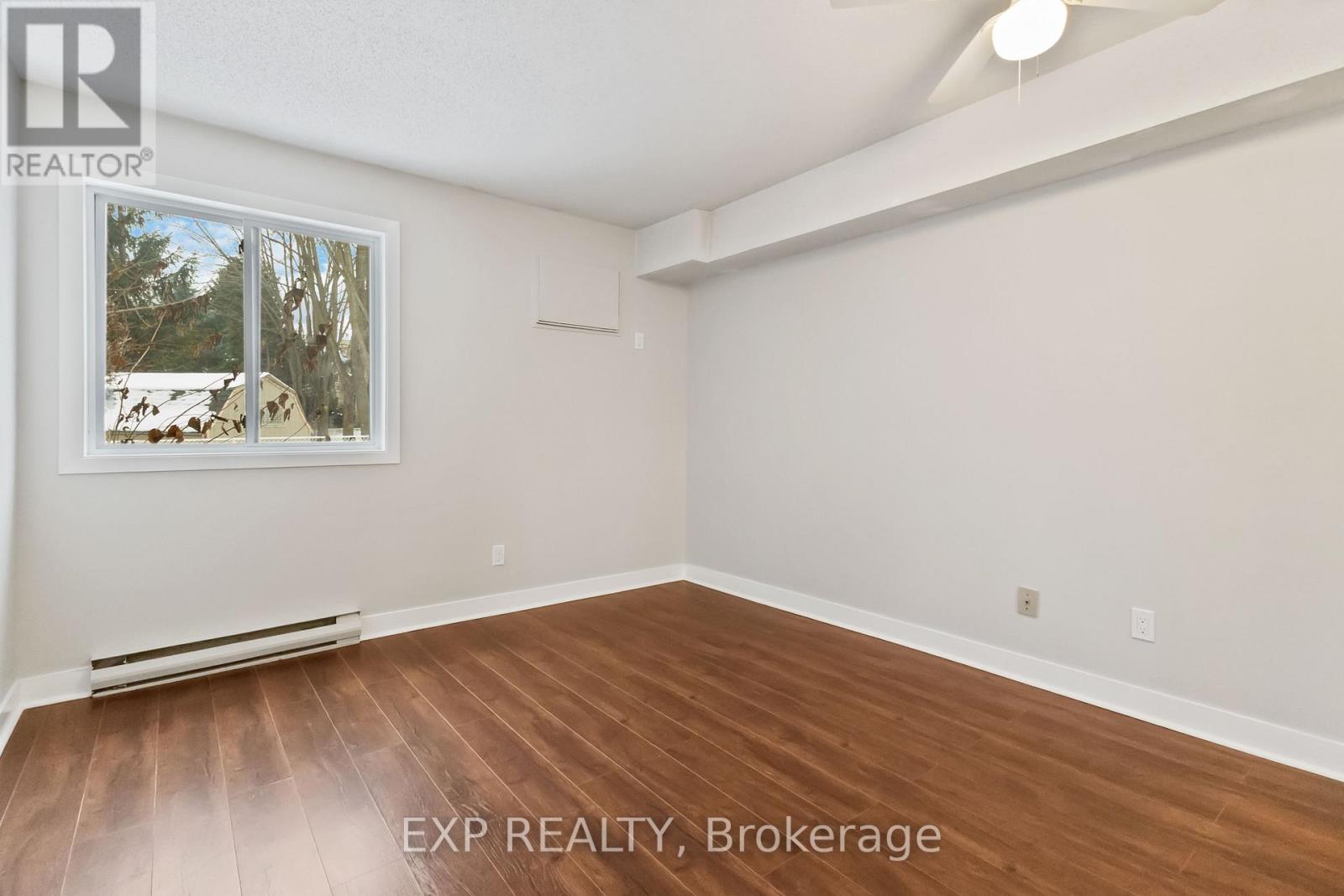 111 - 725 Deveron Crescent N, London South (South T), ON - Indoor Photo Showing Other Room