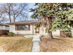 9126 152 St NW Edmonton, AB T5R 1M4