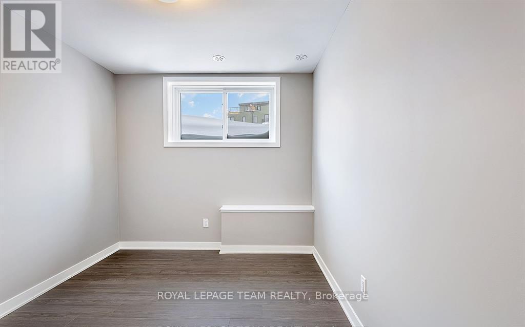 622 Mishi Private, Ottawa, ON - Indoor Photo Showing Other Room