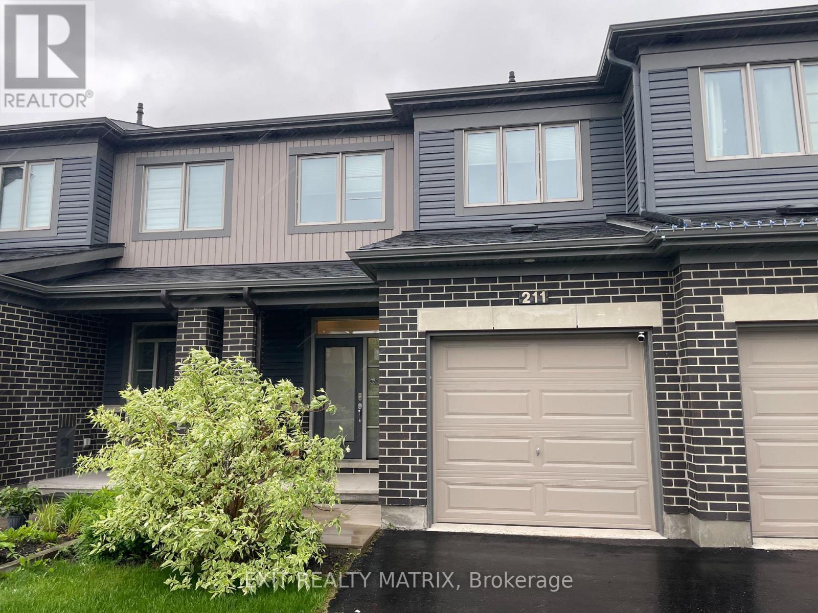 211 Mountain Sorrel Way, Ottawa, ON - Outdoor