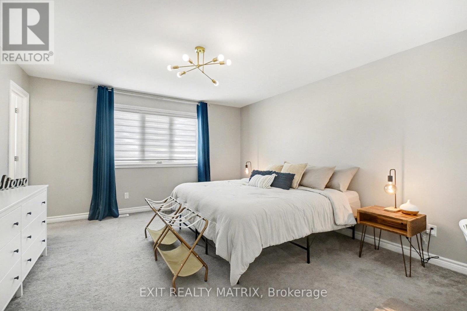 211 Mountain Sorrel Way, Ottawa, ON - Indoor Photo Showing Bedroom