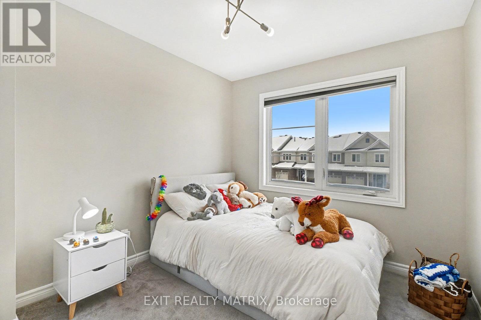 211 Mountain Sorrel Way, Ottawa, ON - Indoor Photo Showing Bedroom
