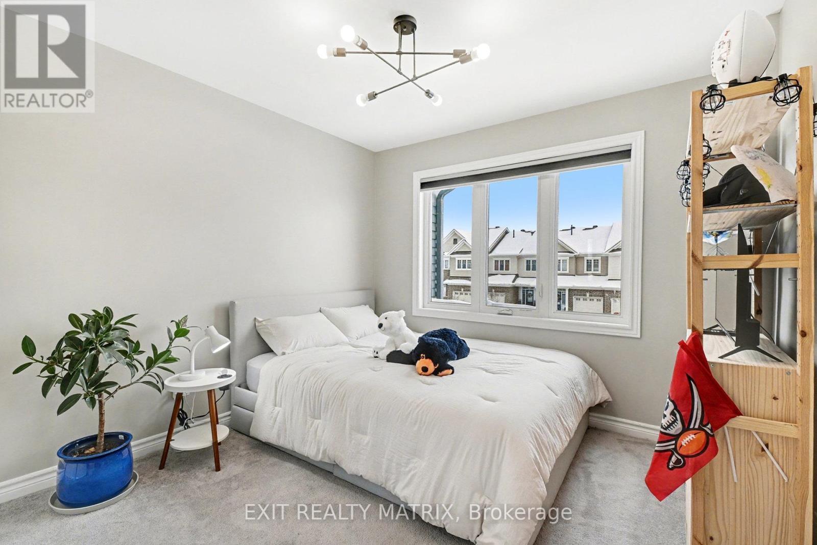 211 Mountain Sorrel Way, Ottawa, ON - Indoor Photo Showing Bedroom