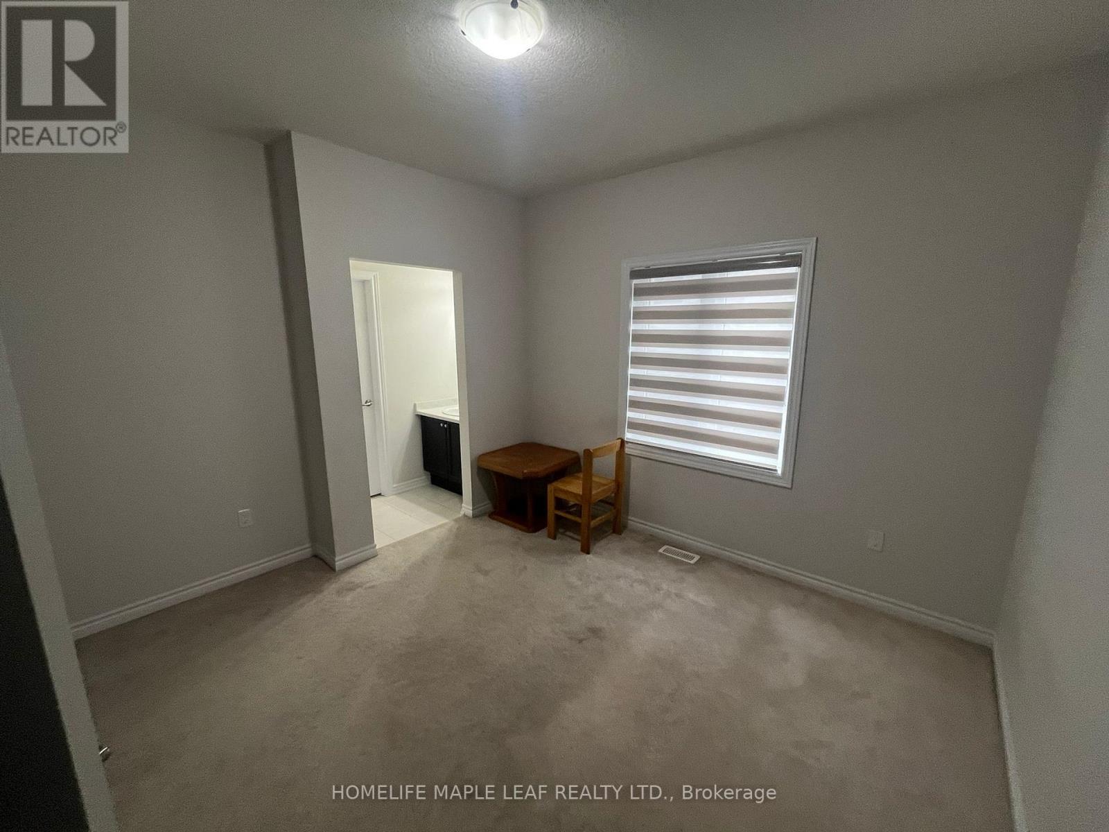 Room 3 - 25 Hawtrey Road, Brampton, ON - Indoor