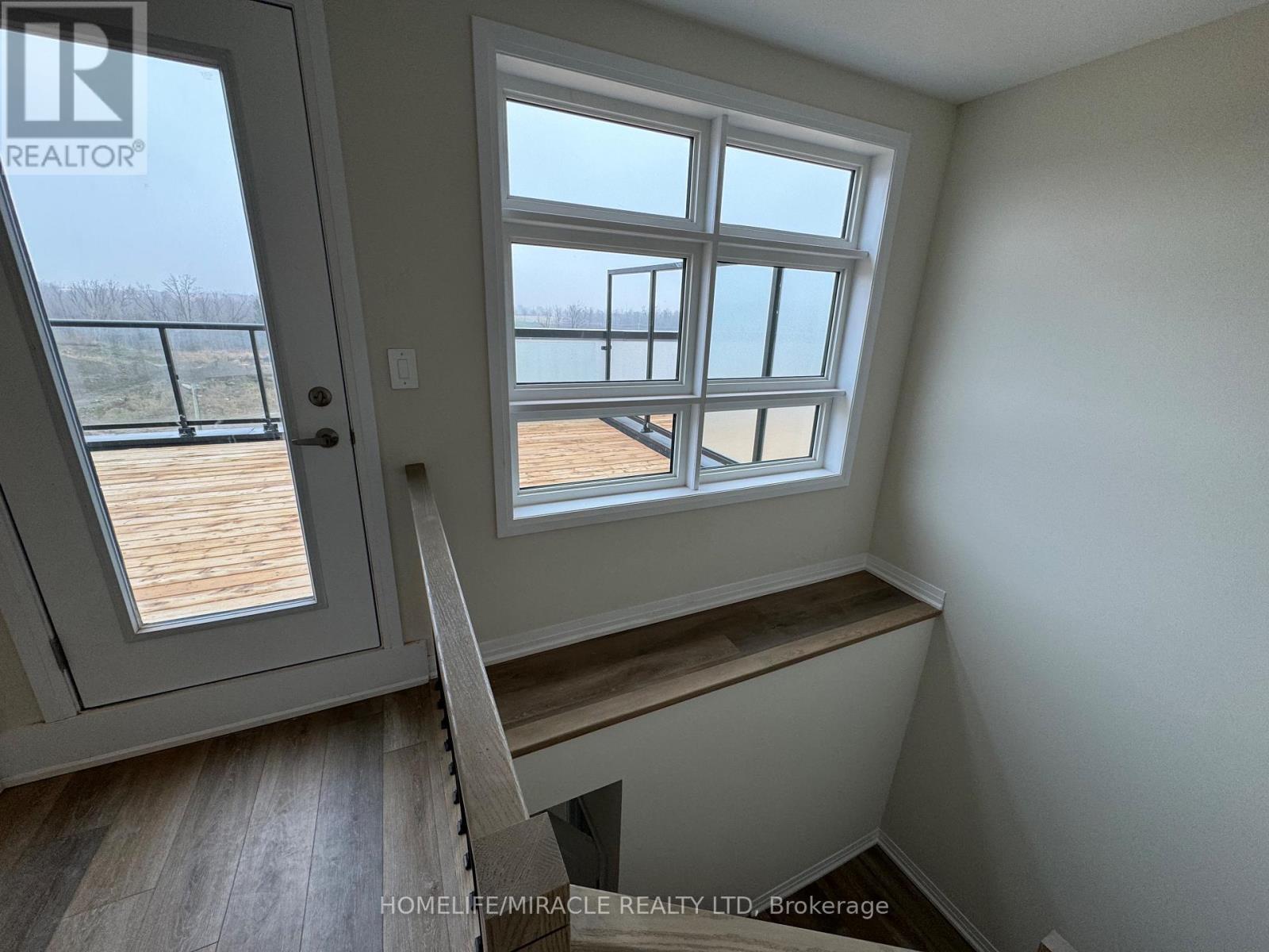 416 - 1577 Rose Way, Milton, ON - Indoor Photo Showing Other Room