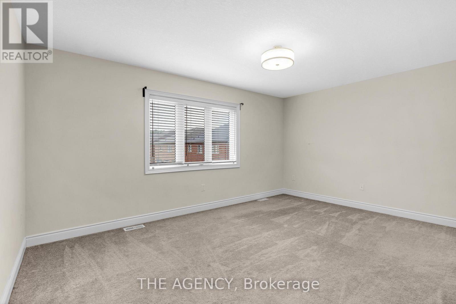 223 Thompson Road, Haldimand, ON - Indoor Photo Showing Other Room