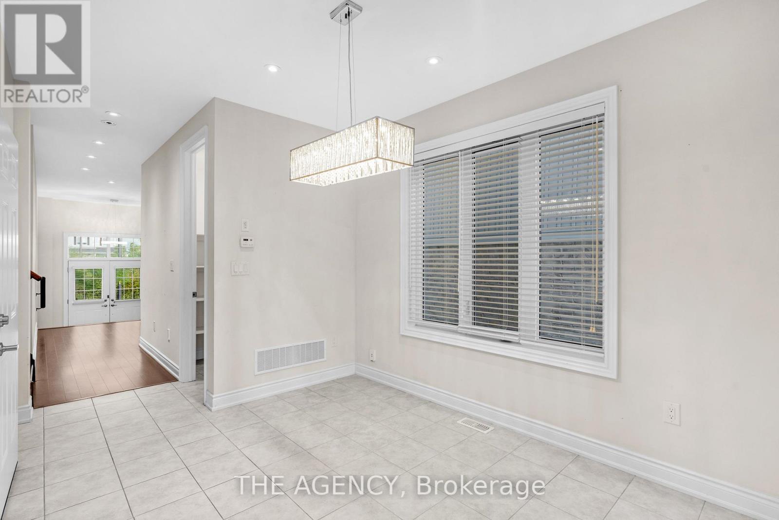 223 Thompson Road, Haldimand, ON - Indoor Photo Showing Other Room