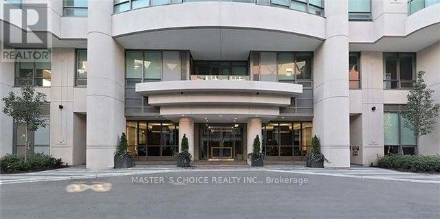 512 - 377 Madison Avenue, Toronto, ON - Outdoor With Facade